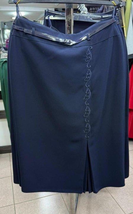 تنورة كحلية انيقه للنساء